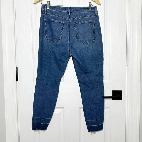 LOFT Size‎ 28/6 Curvy Skinny Raw Hem Jeans Medium Wash High Rise - Picture 5 of 5